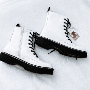 NWT Sincerely Jules White Harley Combat Boots, 8